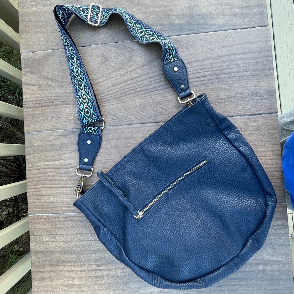 Shiraleah Blue Hobo Crossbody Bag Purse EUC